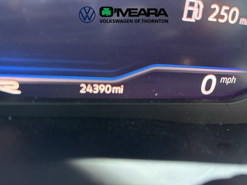 Used 2023 Volkswagen Atlas Cross Sport SEL Premium R-Line image 6