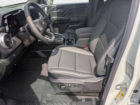 New 2025 Chevrolet Colorado LT w/ LT Convenience Package RWD image 4