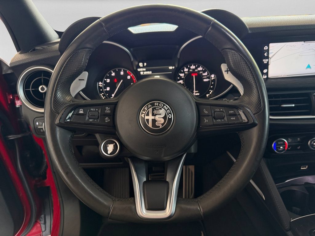 Used 2023 Alfa Romeo Stelvio Sprint AWD/4WD image 12