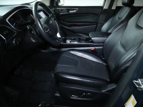 Used 2019 Ford Edge Titanium AWD/4WD image 19