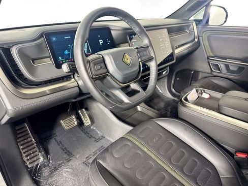 Used 2024 Rivian R1S Adventure image 10