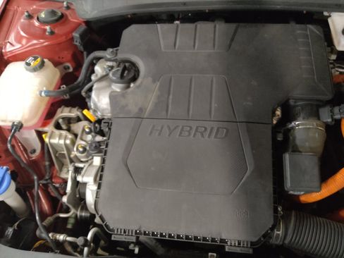 Used 2024 Hyundai Elantra Blue FWD image 30