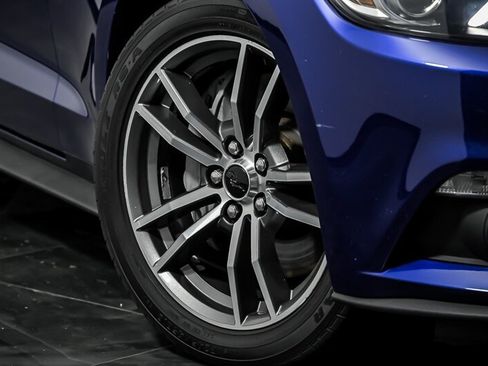 Used 2015 Ford Mustang GT Premium RWD image 3