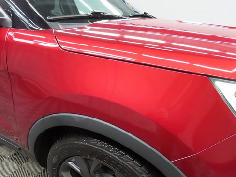 Used 2018 Ford Explorer Sport w/ Equipment Group 401A image 35