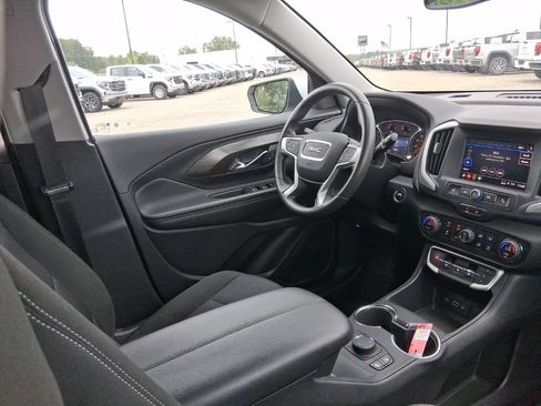 Used 2022 GMC Terrain SLE w/ Driver Convenience Package AWD/4WD image 14