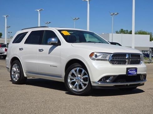 Used 2017 Dodge Durango Citadel w/ Premium Entertainment Group AWD/4WD image 2