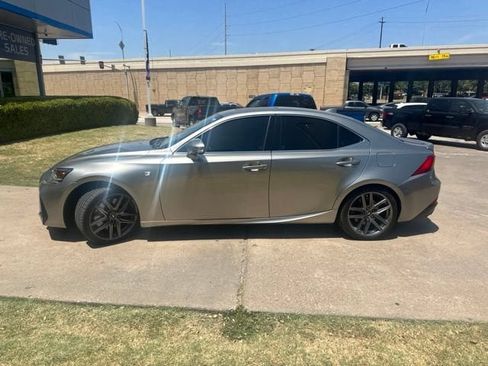 Used 2019 Lexus IS 300 F Sport w/ F Sport Package RWD image 6