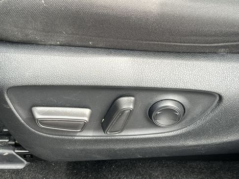 Used 2024 Toyota RAV4 XLE FWD image 15
