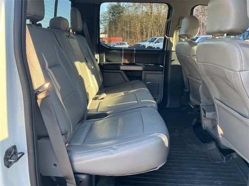 Used 2015 Ford F150 Lariat w/ Trailer Tow Package image 13