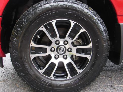 Used 2021 Nissan Titan SV w/ Accessory Utility Package RWD image 23