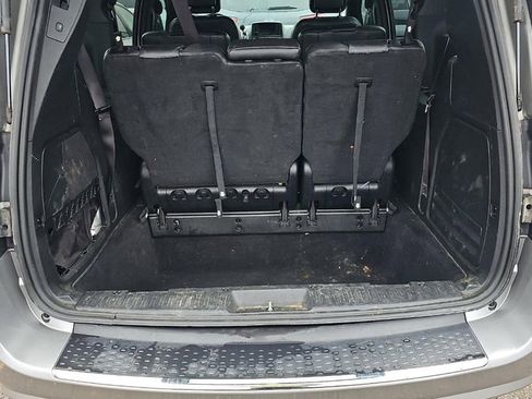 Used 2019 Dodge Grand Caravan GT image 12