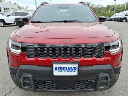 New 2026 Jeep Cherokee Laredo image 9