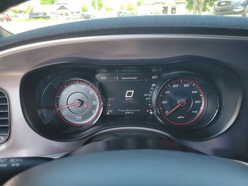 Used 2019 Dodge Charger SXT w/ Blacktop Package RWD image 15