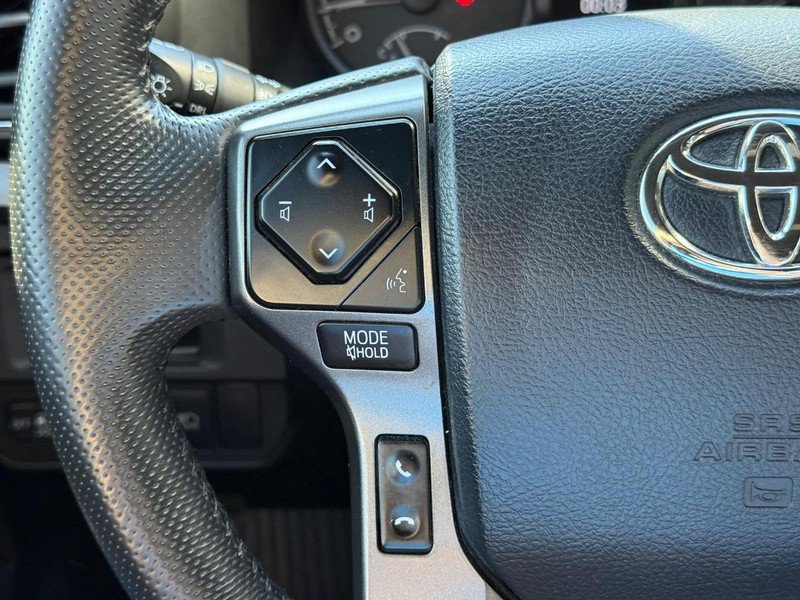 Used 2018 Toyota Tacoma TRD Sport AWD/4WD image 20