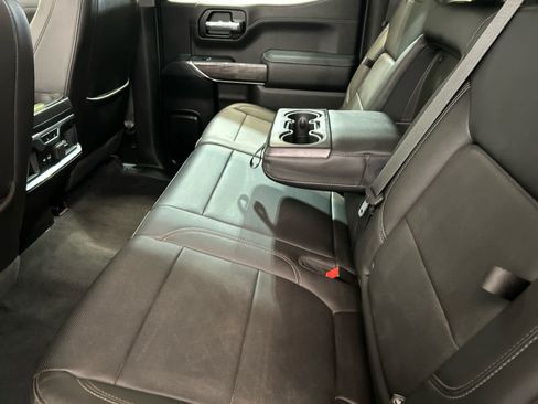 Used 2021 Chevrolet Silverado 1500 LTZ w/ LTZ Convenience Package II AWD/4WD image 10