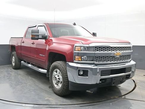Used 2019 Chevrolet Silverado 2500 LT w/ All Star Edition AWD/4WD image 2