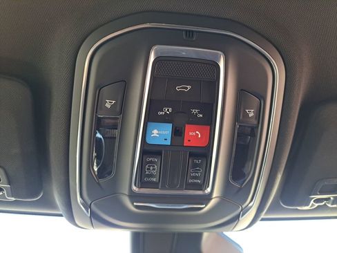 New 2025 Jeep Grand Cherokee L Altitude image 25