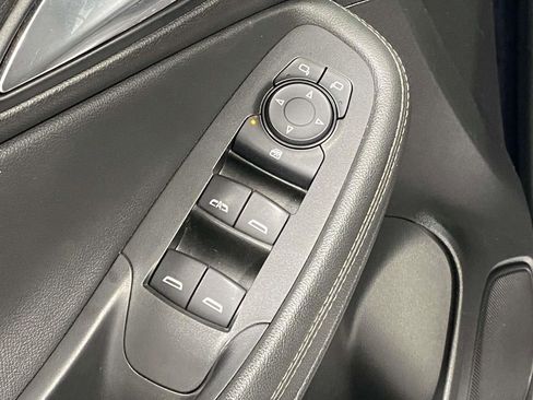 Used 2020 Buick Encore GX Select FWD image 18