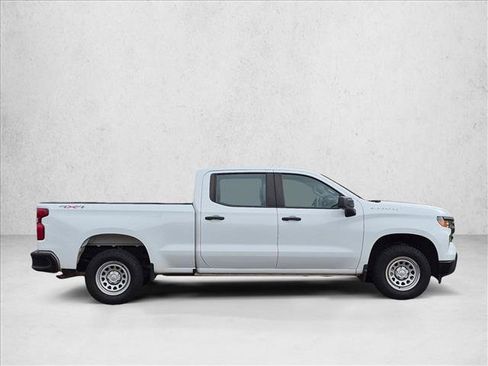 Used 2024 Chevrolet Silverado 1500 W/T w/ Trailering Package AWD/4WD image 4