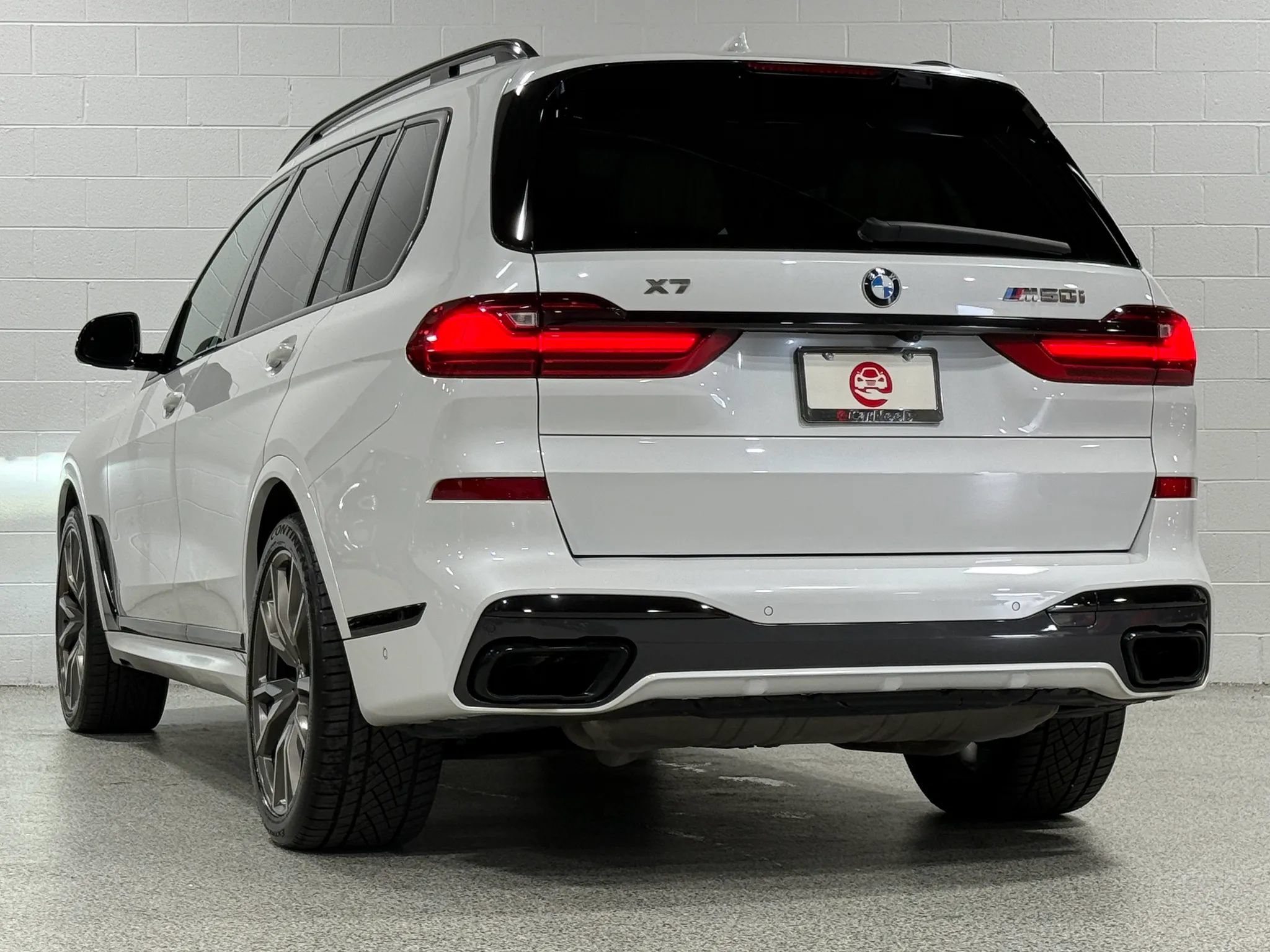 Used 2020 BMW X7 M50i w/ Executive Package AWD/4WD image 8