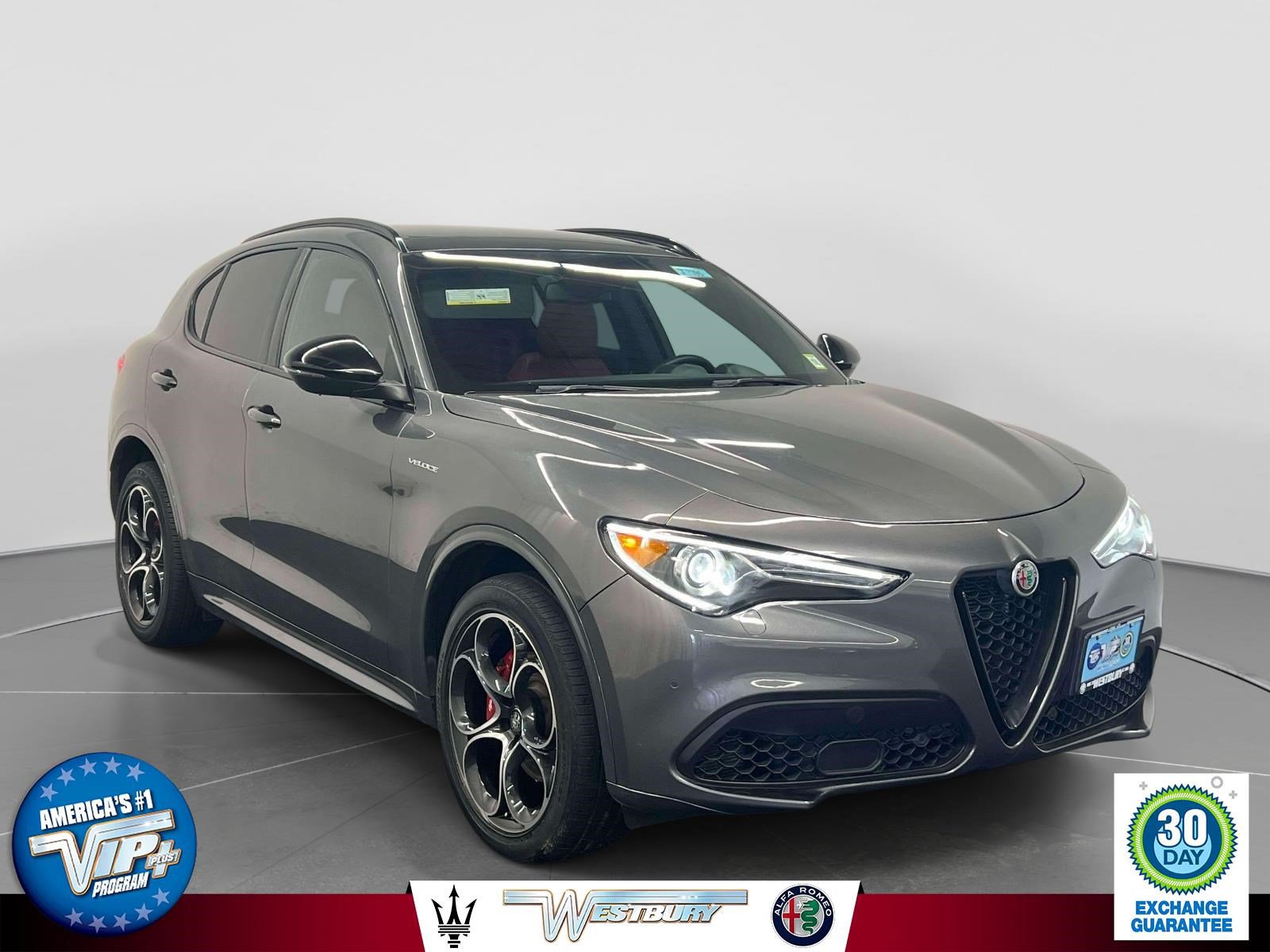 Used 2023 Alfa Romeo Stelvio Veloce AWD/4WD image 1