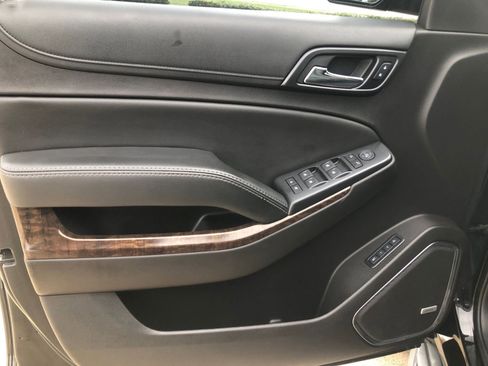 Used 2017 Chevrolet Tahoe LT image 11