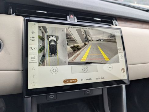 Certified 2025 Land Rover Discovery Sport S image 15