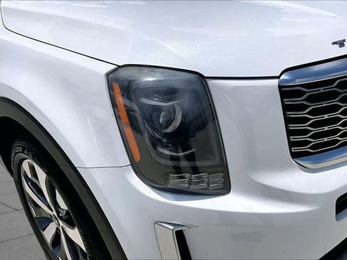 Used 2020 Kia Telluride S FWD image 26