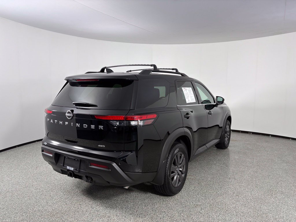 Used 2025 Nissan Pathfinder SV w/ SV Premium Package AWD/4WD image 7