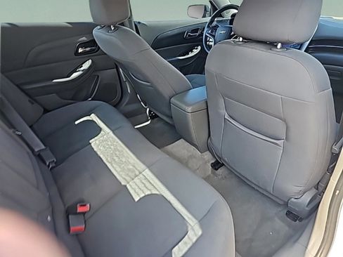 Used 2015 Chevrolet Malibu LS image 27