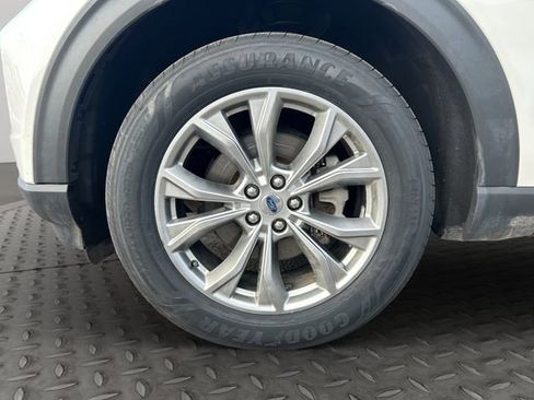 Used 2020 Ford Explorer Limited image 25