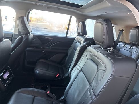 Used 2024 Lincoln Aviator Reserve image 27