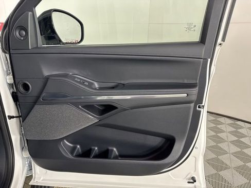 New 2025 Lincoln Navigator Reserve w/ Jet Appearance Package image 22