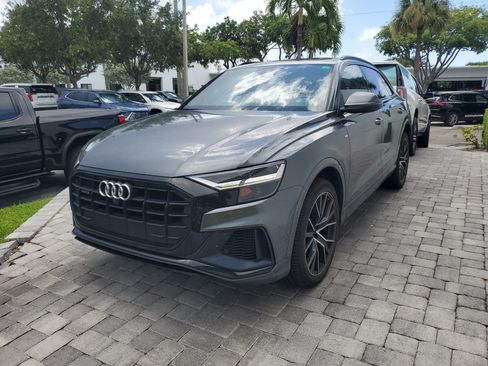 Used 2021 Audi Q8 Premium Plus w/ Premium Plus Package AWD/4WD image 3