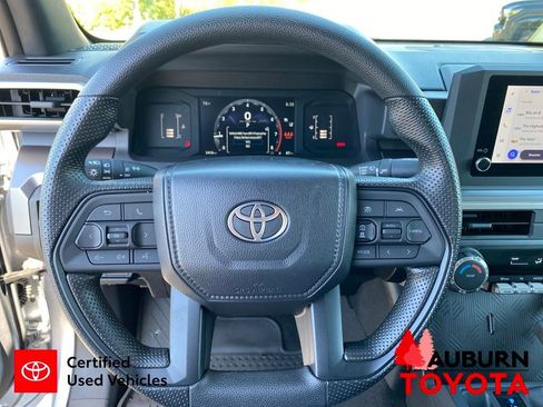 Certified 2025 Toyota Tacoma SR5 AWD/4WD image 34