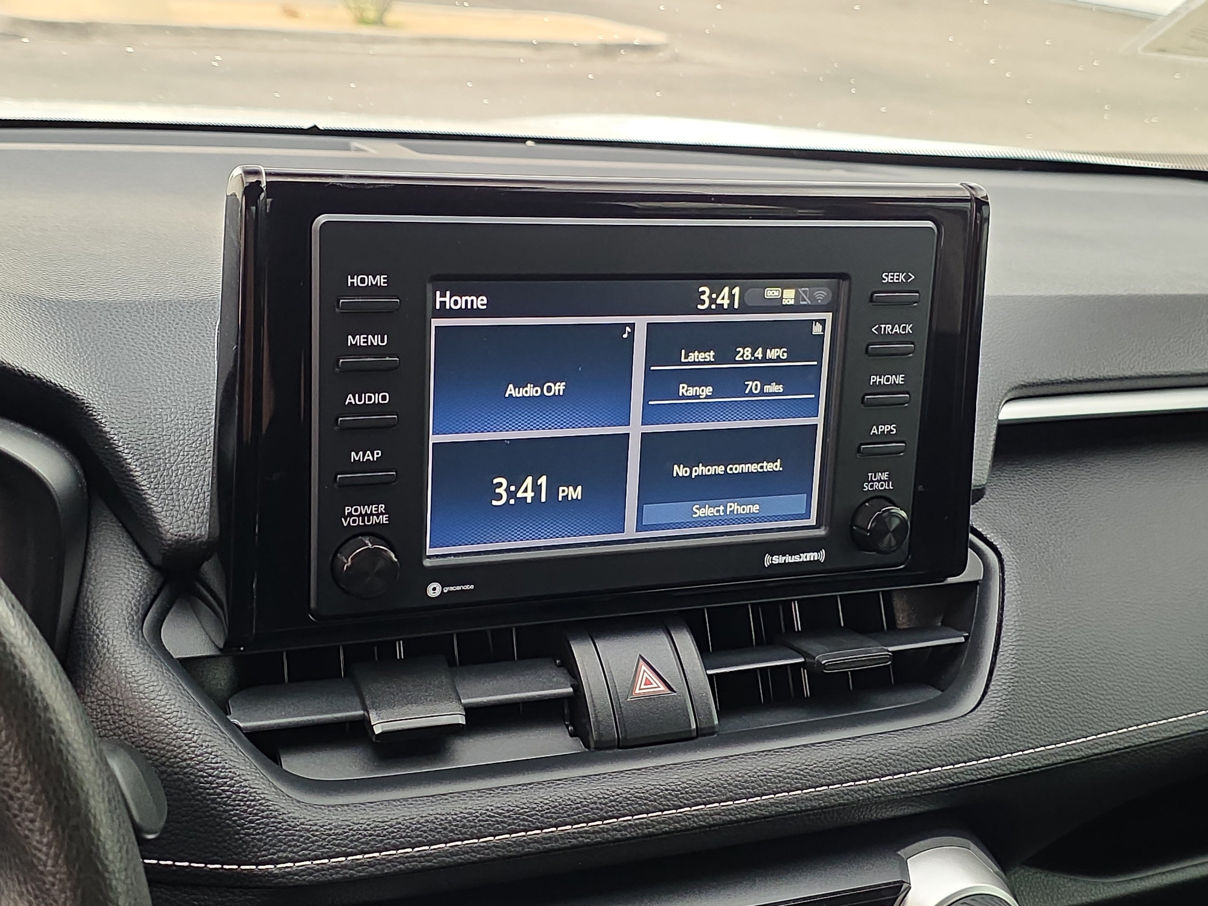 Used 2020 Toyota RAV4 XLE FWD image 19