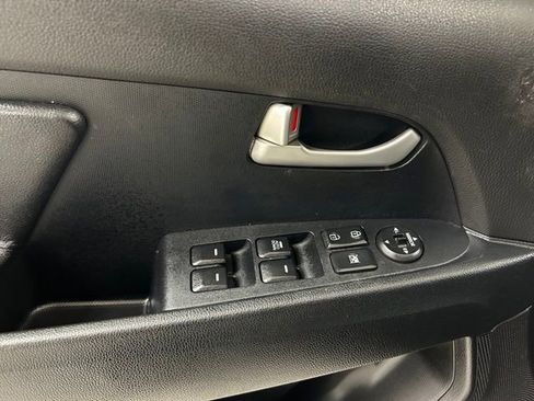 Used 2015 Kia Sportage LX image 17