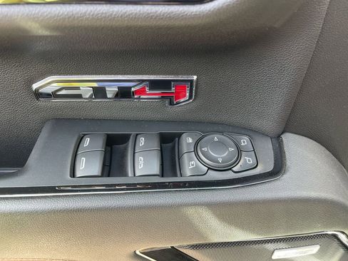 Used 2023 GMC Sierra 1500 AT4 w/ AT4 Premium Package AWD/4WD image 29