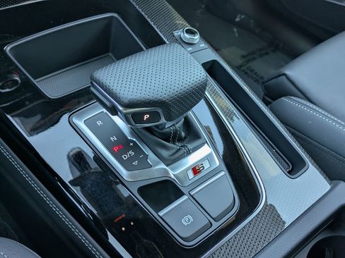 Used 2024 Audi SQ5 Premium Plus w/ Premium Plus Package image 16