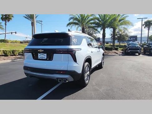 New 2026 Chevrolet Traverse LT w/ Enhanced Driving Package image 28