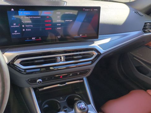 Used 2023 BMW M3 image 29