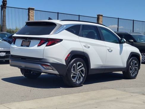 New 2026 Hyundai Tucson SEL Plus w/ Tow & Go Package FWD image 4