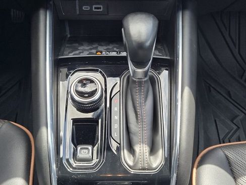 Used 2024 GMC Canyon AT4 w/ AT4 Premium Package image 22