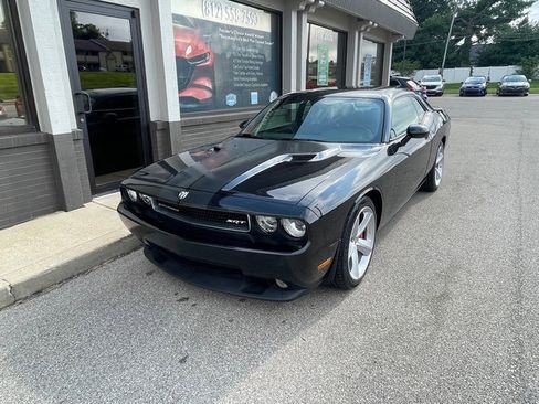 Used 2008 Dodge Challenger SRT8 image 2