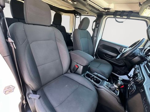 Used 2022 Jeep Wrangler Unlimited Sport AWD/4WD image 22