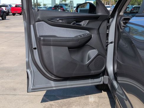 New 2026 Chevrolet TrailBlazer LT w/ Midnight Edition FWD image 8