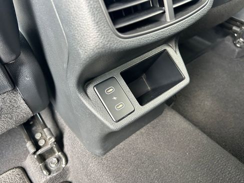 Used 2024 Kia Seltos S image 35