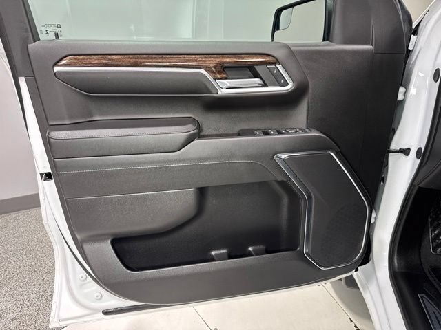 Used 2024 GMC Sierra 1500 Elevation AWD/4WD image 9