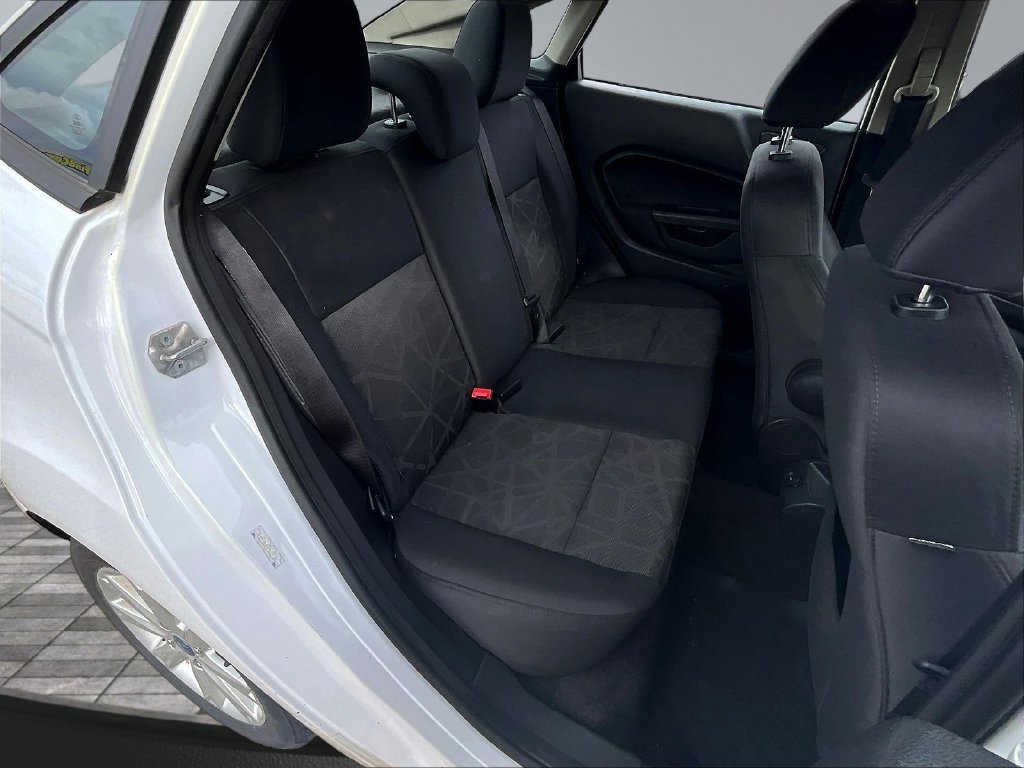 Used 2012 Ford Fiesta SE FWD image 26