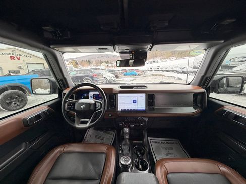Used 2024 Ford Bronco Outer Banks image 29